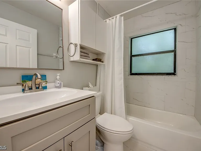 15472 Admiralty Cir #2 — Photo 39
