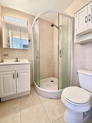 Rented by Maz Group NY | media 4