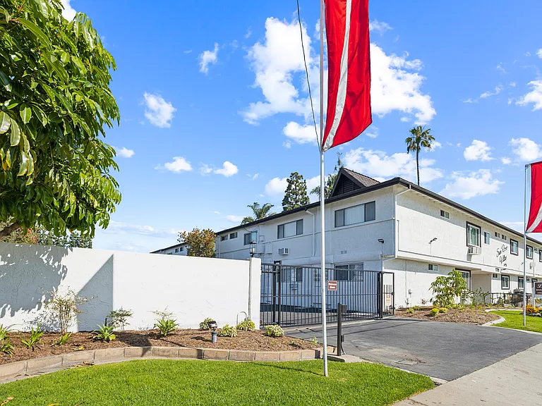 Sun Rose Villas — Photo 4