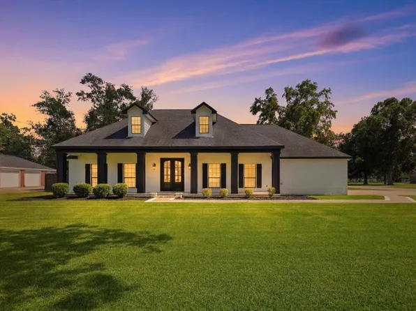 6410 Hazelwood, Orange, TX 77632
