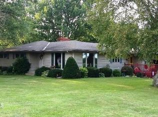 108 N East St, Davis, IL 61019