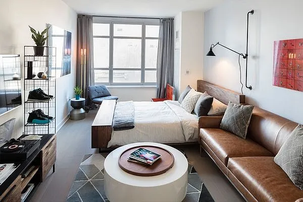 45 Hoyt St #10U — Photo 3