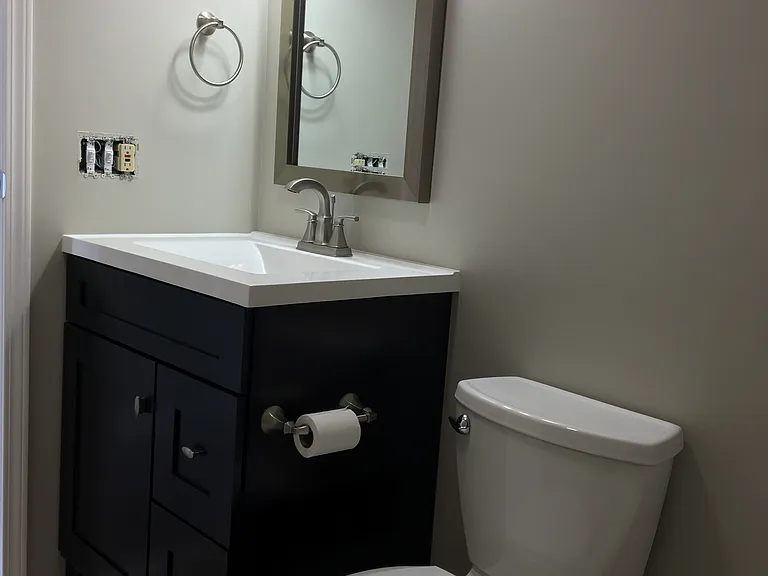 193 N Main St #13 — Photo 9