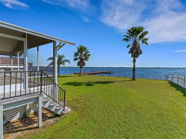 2302 W Lakeview Rd, Haines City, FL 33844