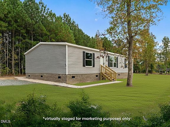 2nd image of 38 Emerald Ln