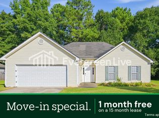 513 Greenfield Dr, Statham, GA 30666