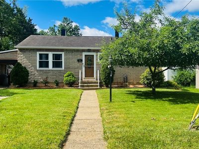 1004 32nd St, Vienna, WV, 26105