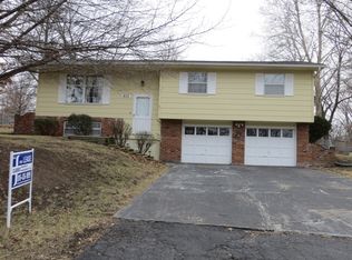613 NE 115th Ter, Kansas City, MO 64155