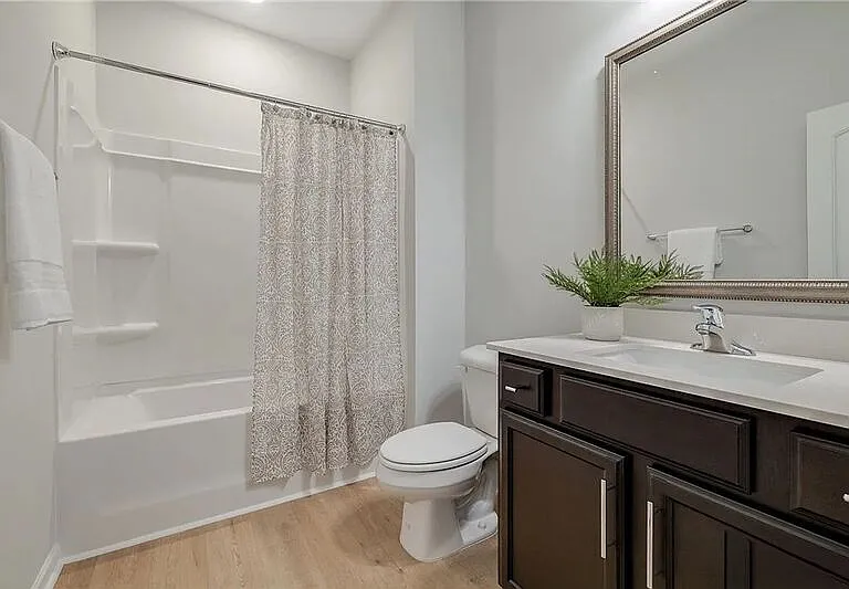 113 Fenway St — Photo 32