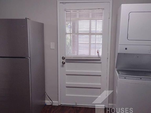 5th image of 507 A Wilton St