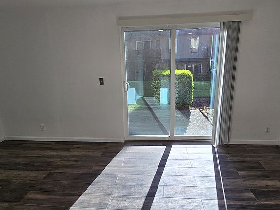 5th image of 20620 60th Ave W