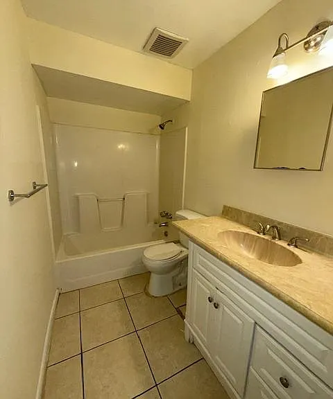 1580 South St — Photo 7