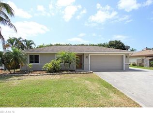 6061 Macbeth Ln, Fort Myers, FL 33908
