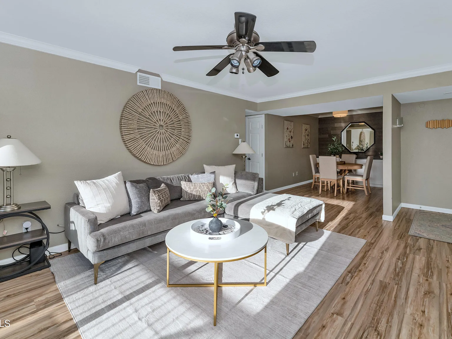 2 bed, 2.0 bath, 1073 sqft, $2,500 — Photo 4