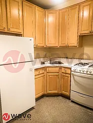 Rented by Wave Real Estate Group