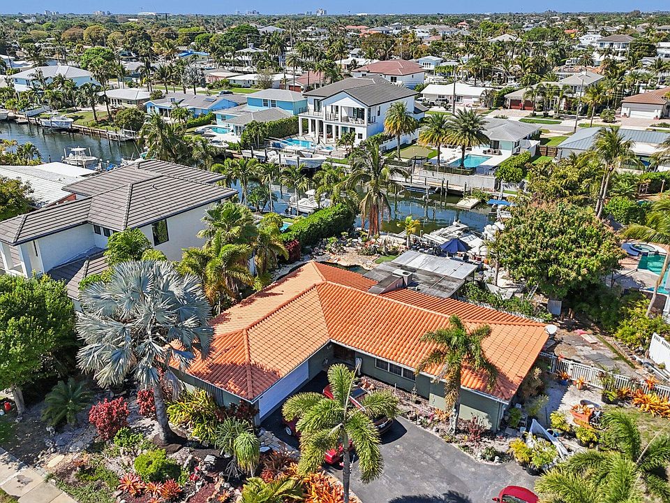 1st image of 605 Inlet Road