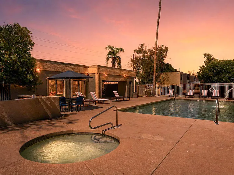 Union Hills Estates — Photo 2