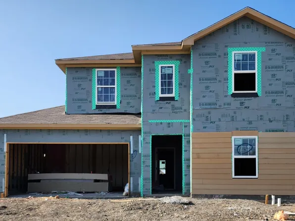 210 Crookedfield Dr, Nevada, TX 75173