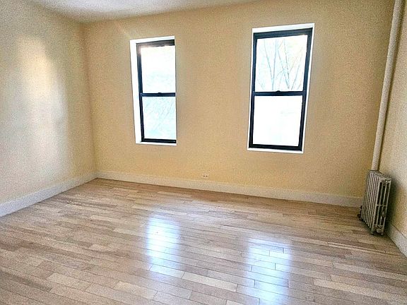 5th image of 75 Saint Nicholas Pl APT 2C