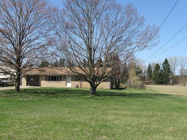 2nd image of 11695 Wells Rd