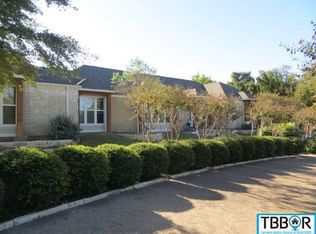 2301 Indian Trl, Salado, TX 76571