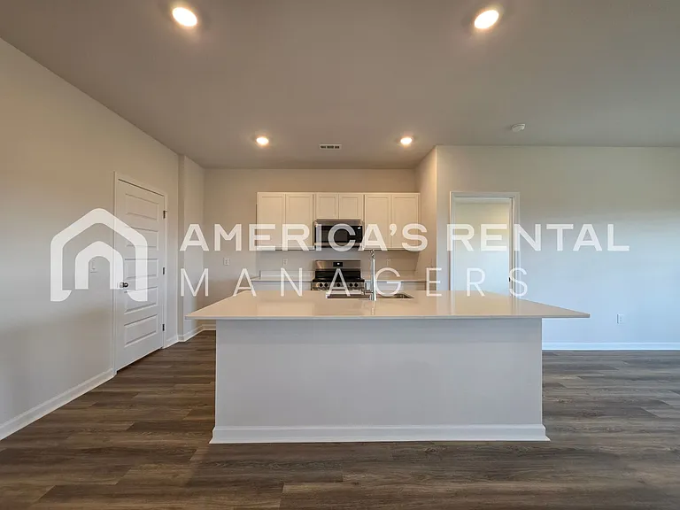181 Keller Dr — Photo 27