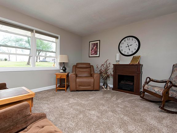 4th image of 48 Clearspring Road