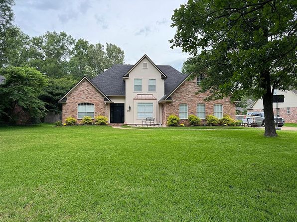 4013 Wisteria Ln, Benton, LA 71006