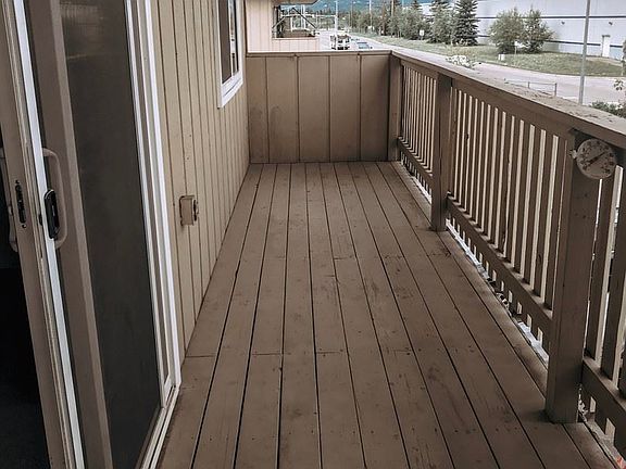 4th image of 1600 Washington Dr