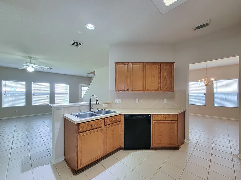 19330 Harvest Stream Way — Photo 15