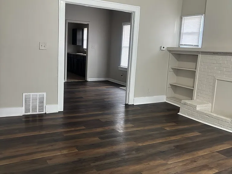 4425 Madison St — Photo 3