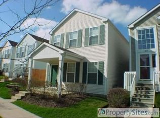 819 Symphony Dr, Aurora, IL 60504