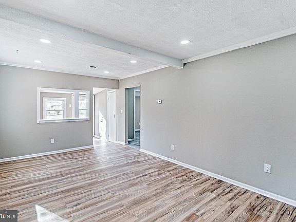 5th image of 112 Michigan Rd