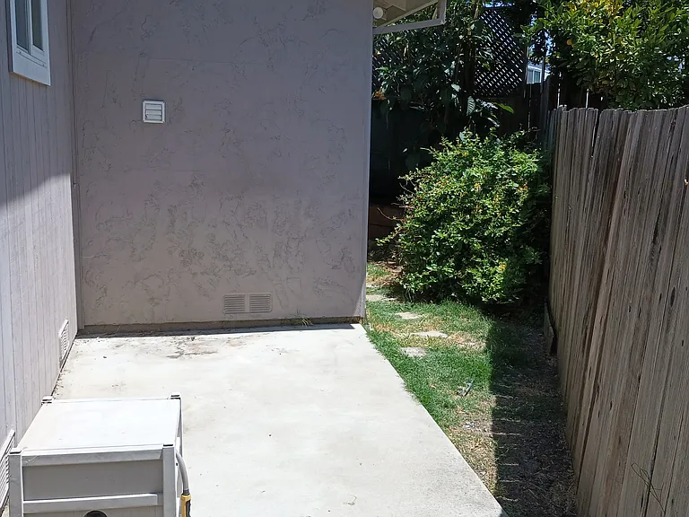 132 Sherrod Ct #B — Photo 14