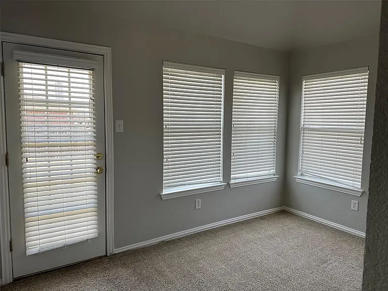 529 Port Allen Dr — Photo 6