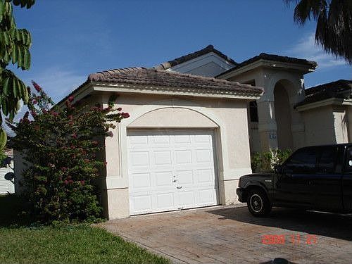 1st image of 9425 SW 182nd Ter