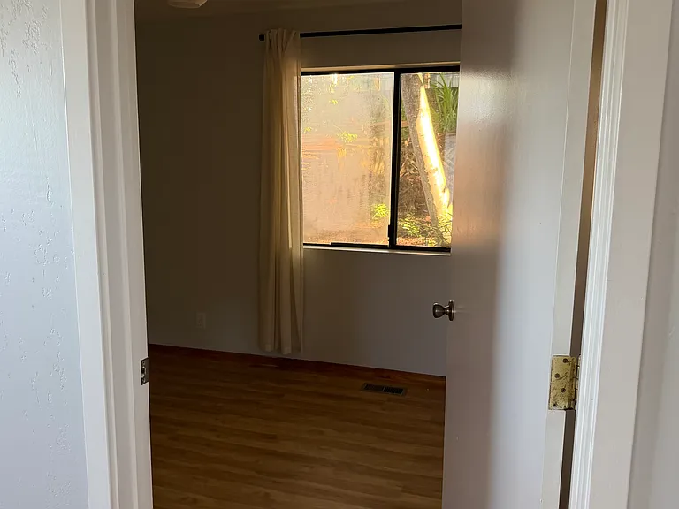 103 Rising Rd #A — Photo 7