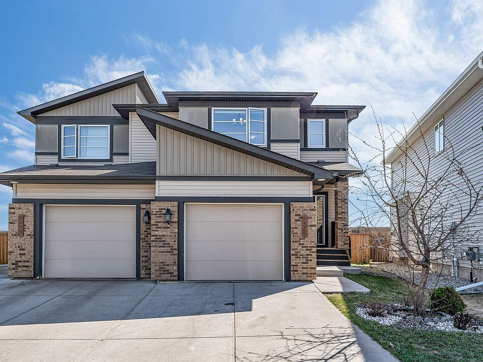 1st image of 2292 Casey Cres SW