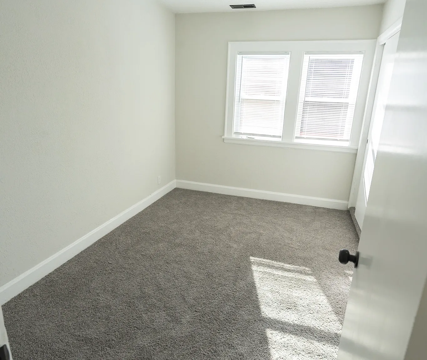 5536 Paseo Blvd — Photo 3
