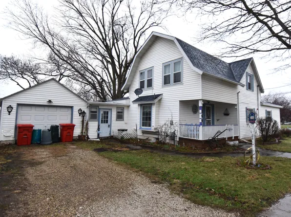 214 N 1st St, Ogden, IA 50212