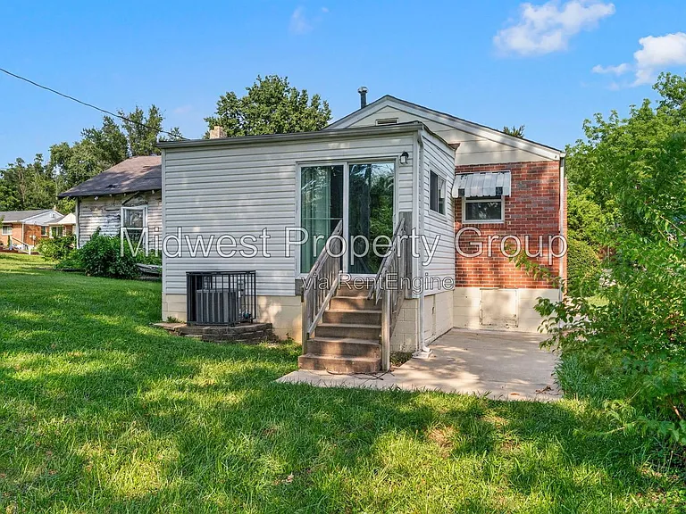 1237 Fairview Ave — Photo 17