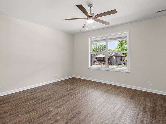 5th image of 192 Mitchell St Lot 3