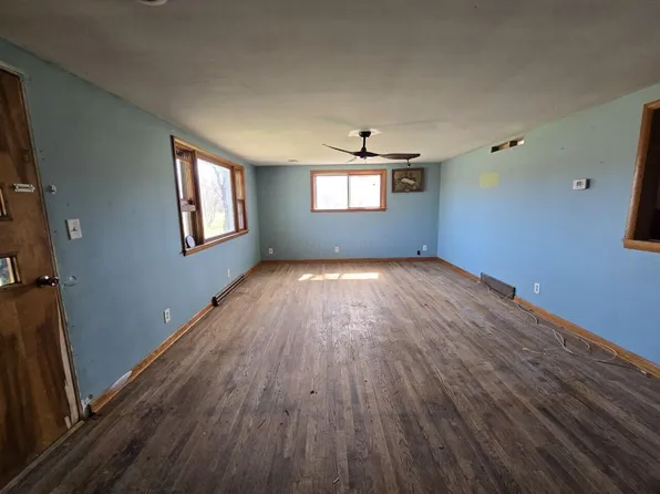 7555 Dietrick Hill Rd, Philo, OH 43771