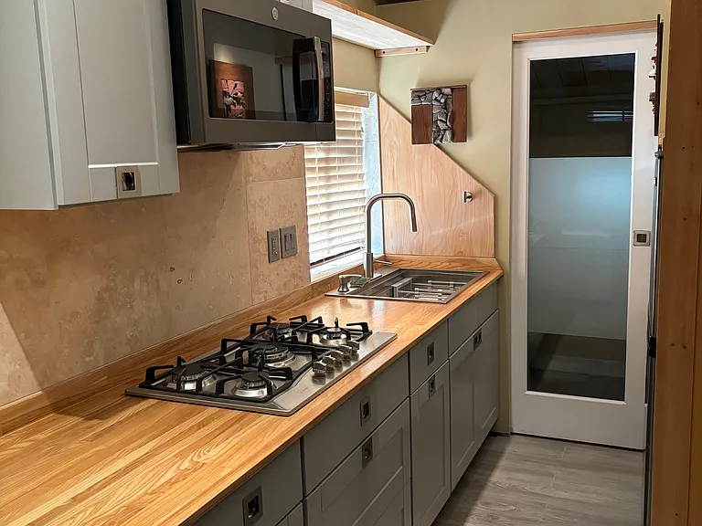 406 W Navajo Rd — Photo 5