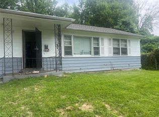 9127 Bel Acres Ct, Saint Louis, MO 63121