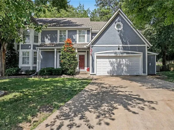 5304 Mullen St, Shawnee, KS 66216