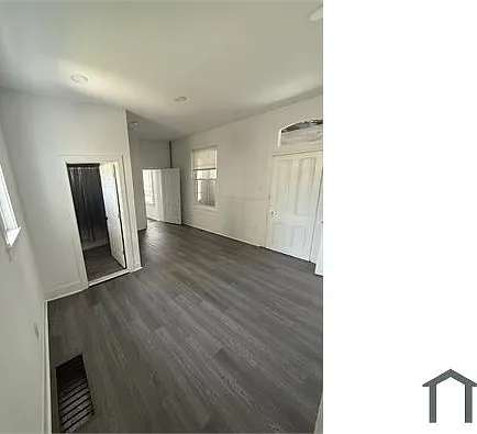 3 bed, 1200 sqft, $2,150 — Photo 2