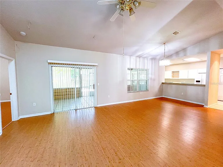4332 NW 34th Dr — Photo 3