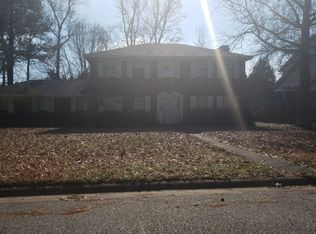 804 Golf View Dr, Pine Bluff, AR 71603