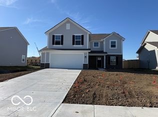 1692 N Meadowbrook Dr, Greenfield, IN